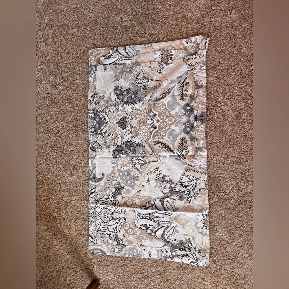 Pottery Barn Celeste King Size Pillow Cover